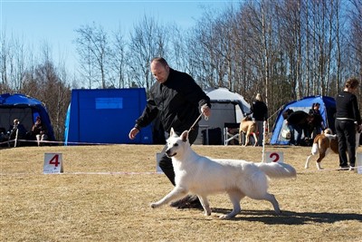 Danser avgårde :)