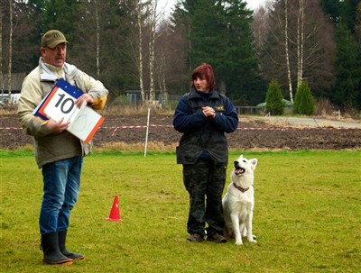 Jeanie og mor i ringen kl 2