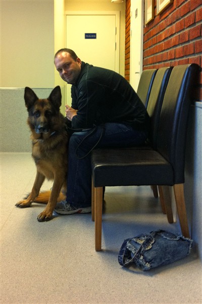 Sitter å venter